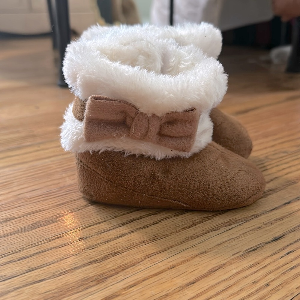 Furry baby boots